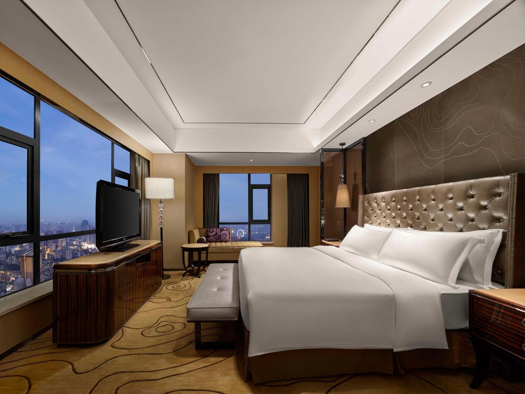 Hilton Zhongshan Downtown Exterior foto
