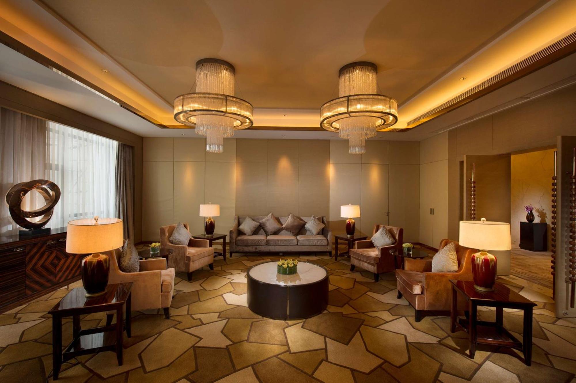 Hilton Zhongshan Downtown Exterior foto
