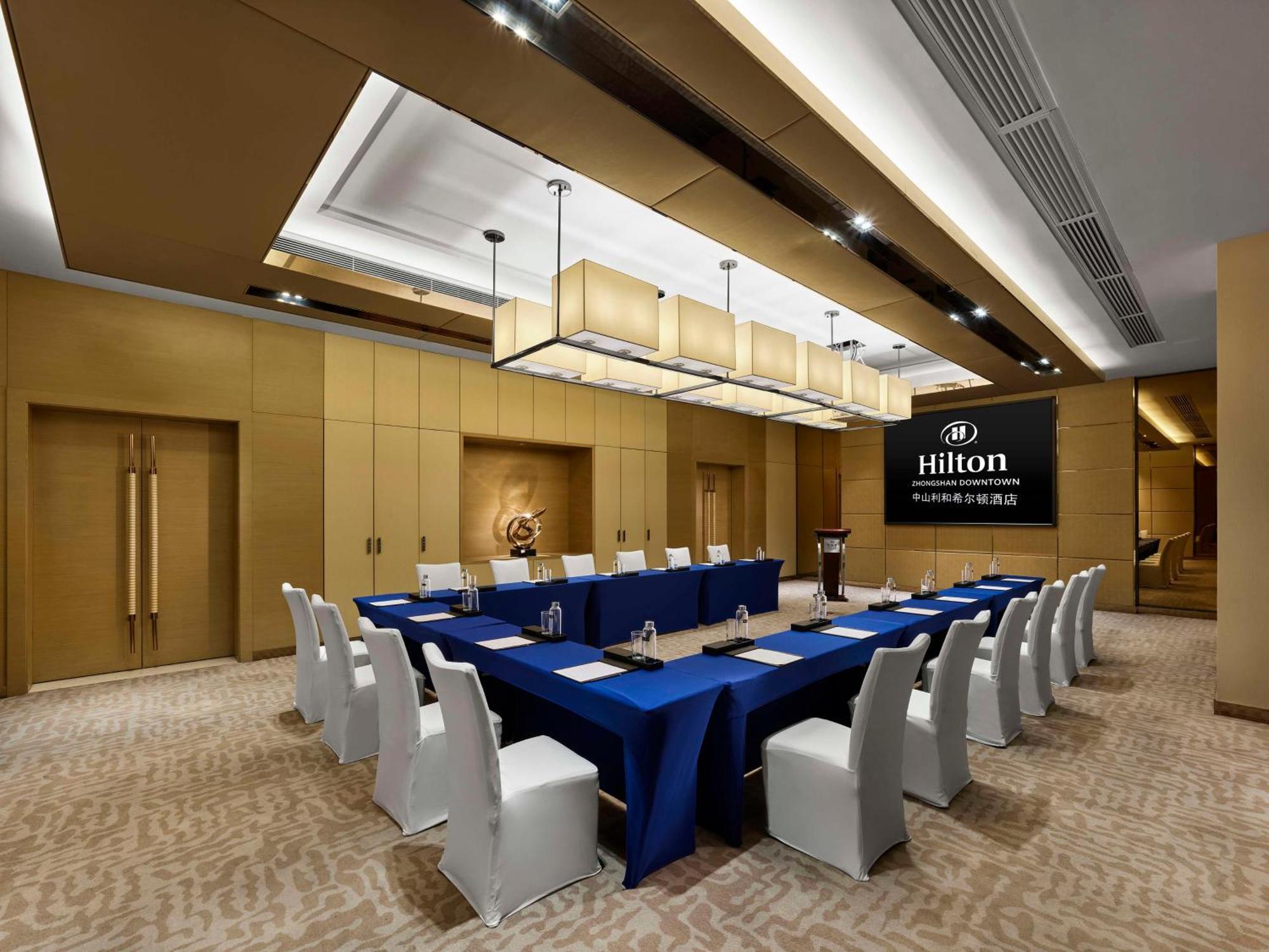 Hilton Zhongshan Downtown Exterior foto