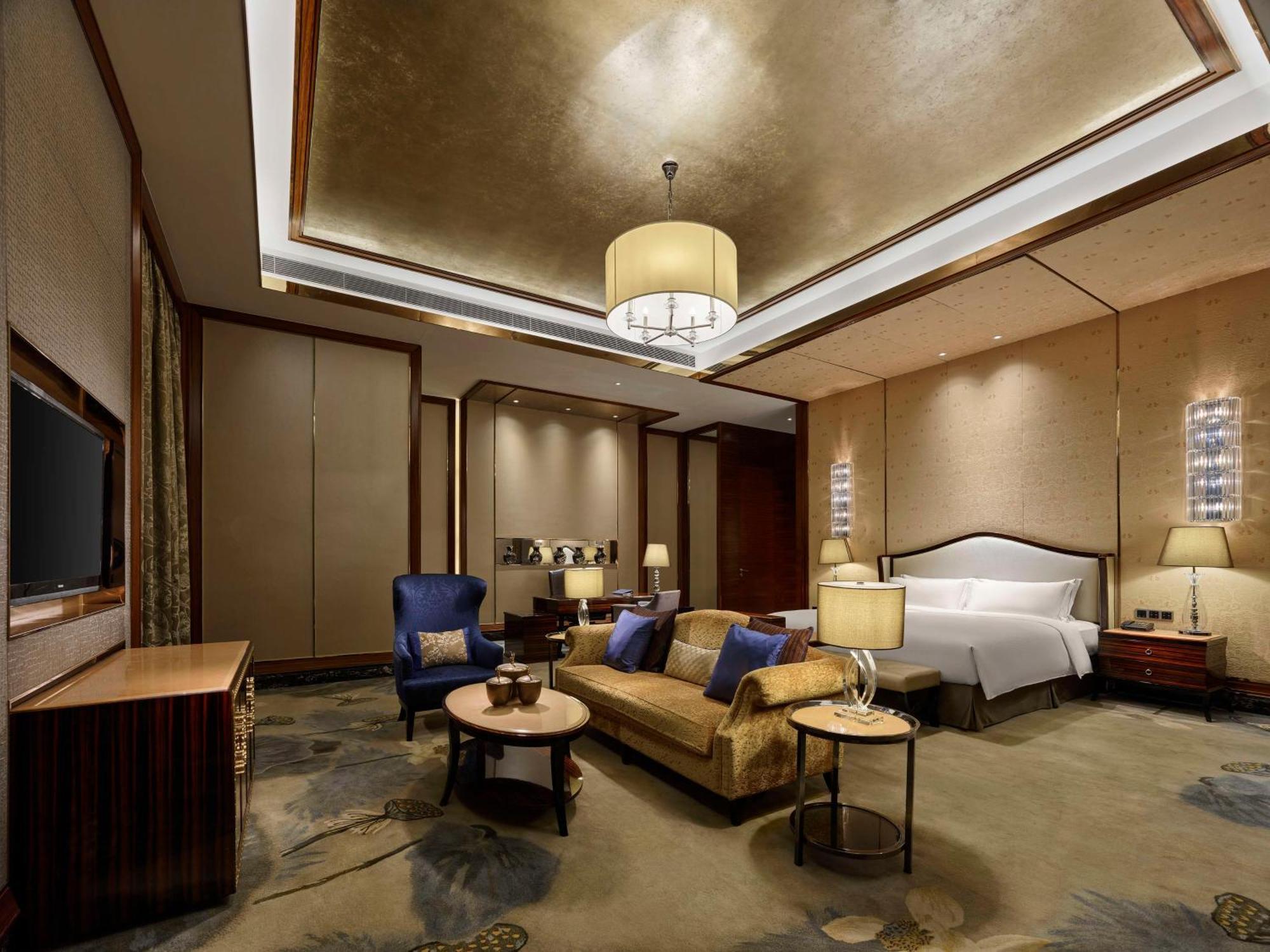 Hilton Zhongshan Downtown Exterior foto